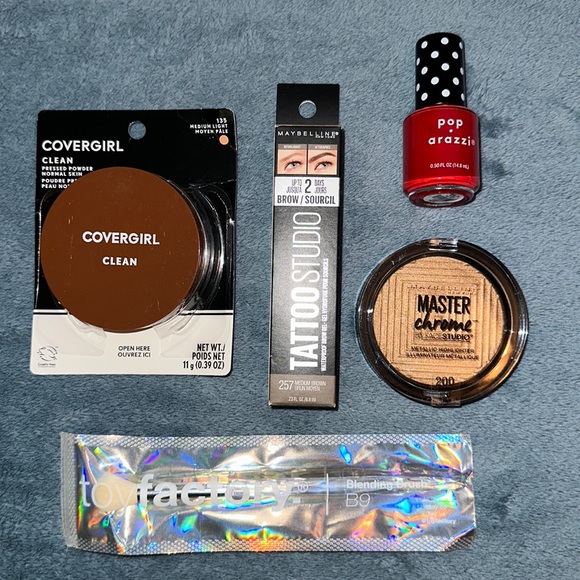NEW Cosmetic bag bundle powder, highlighter, blending brush, brow gel sleep mask - Picture 2 of 16
